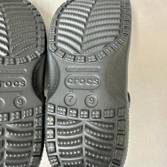 Crocs Disney Mickey Halloween Glow In The Dark Classic Clog Womens size 9 Mens 7 - Picture 13 of 16